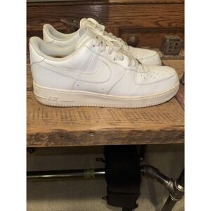 Nike Air Force 1 '07 Low Triple‎ White Classic Retro Mens Size 13 315122-111